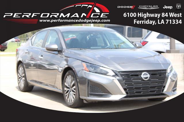 2023 Nissan Altima SV FWD