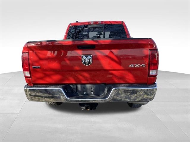 2023 RAM 1500 Classic SLT Crew Cab 4x4 57 Box