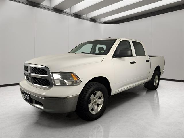 2022 RAM 1500 Classic Tradesman Crew Cab 4x4 57 Box