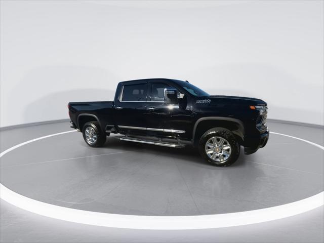2024 Chevrolet Silverado 2500HD 4WD Crew Cab Standard Bed High Country