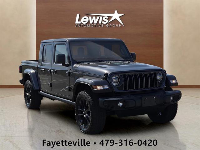 2025 Jeep Gladiator GLADIATOR NIGHTHAWK 4X4