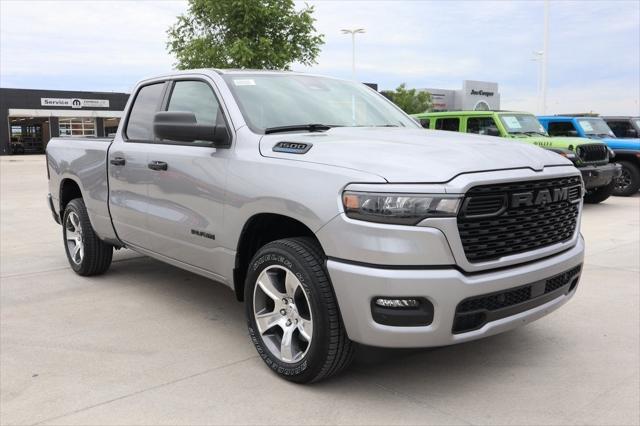 2025 RAM Ram 1500 RAM 1500 TRADESMAN QUAD CAB 4X4 64 BOX