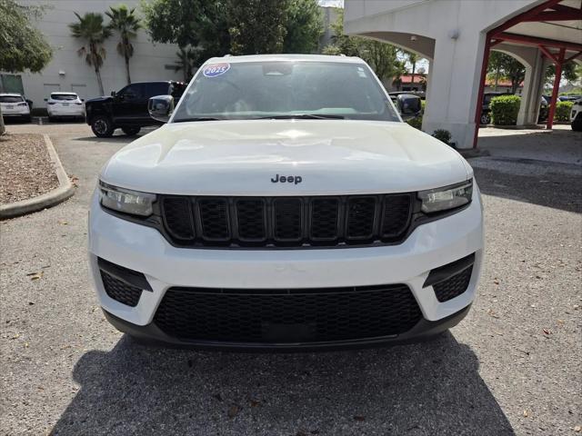 2025 Jeep Grand Cherokee Altitude X 4x2