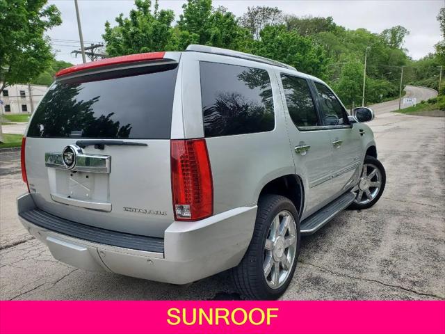 2011 Cadillac Escalade Luxury