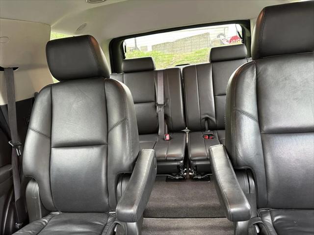 2011 Cadillac Escalade Luxury