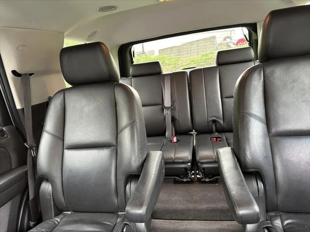 2011 Cadillac Escalade Luxury
