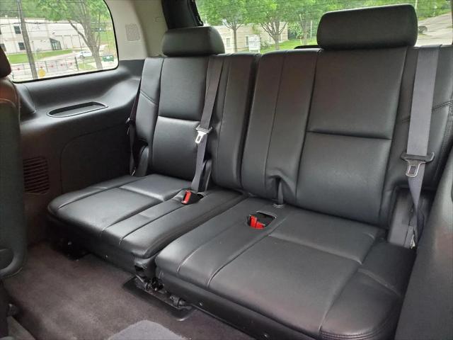 2011 Cadillac Escalade Luxury