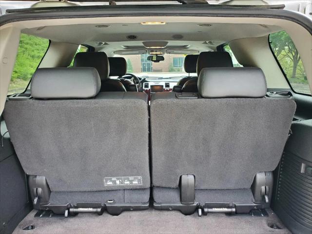 2011 Cadillac Escalade Luxury