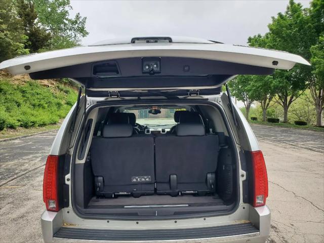 2011 Cadillac Escalade Luxury