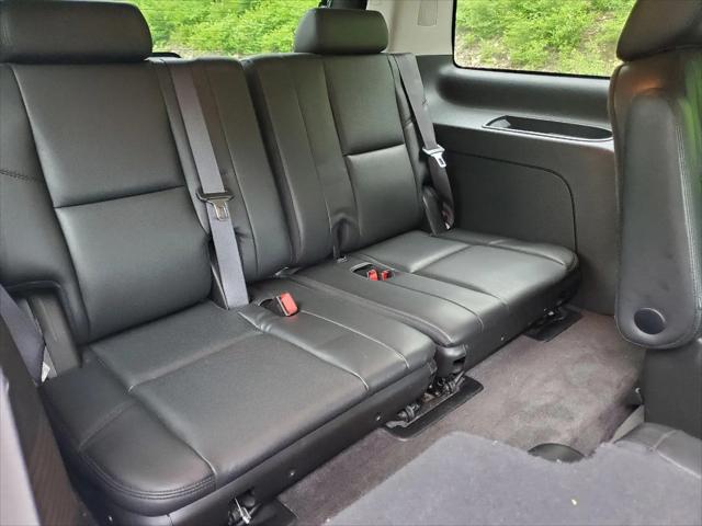 2011 Cadillac Escalade Luxury