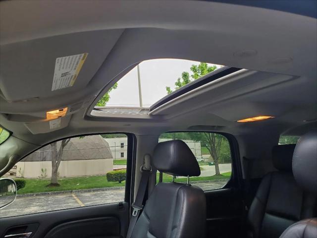 2011 Cadillac Escalade Luxury