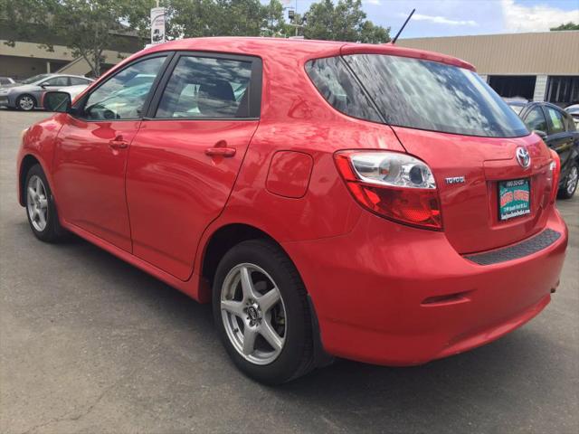 2009 Toyota Matrix Base