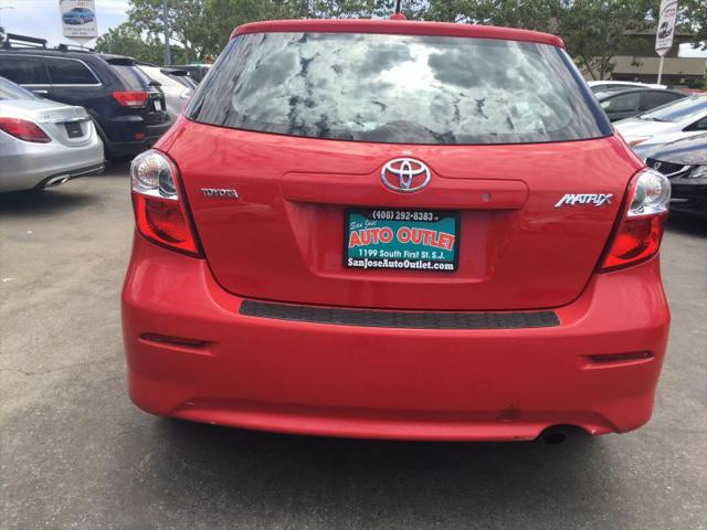 2009 Toyota Matrix Base