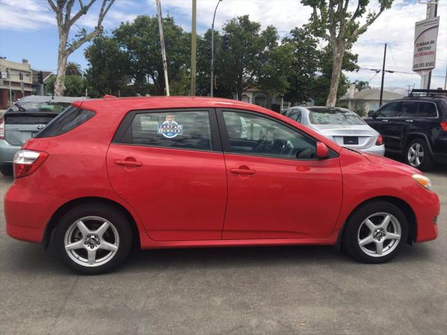 2009 Toyota Matrix Base