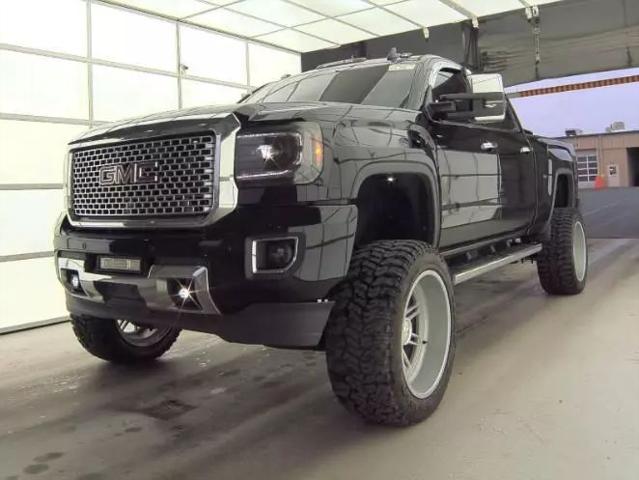 2015 GMC Sierra 2500HD Denali