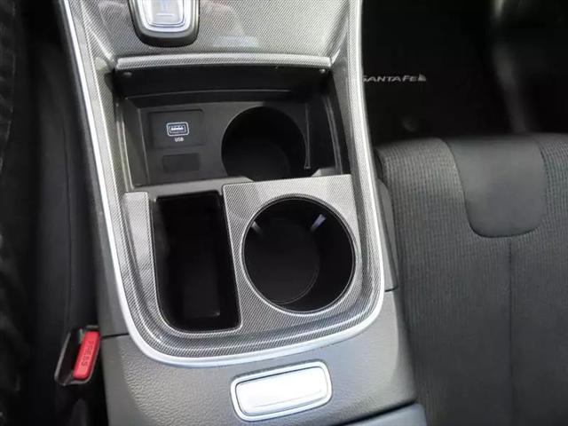 2021 Hyundai Santa Fe SE