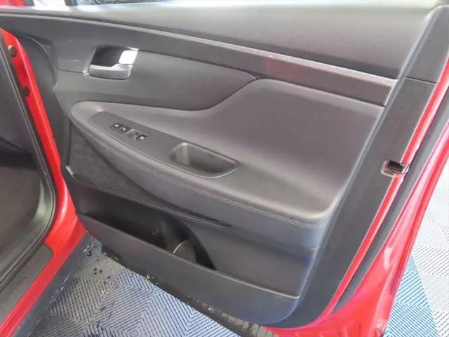 2021 Hyundai Santa Fe SE