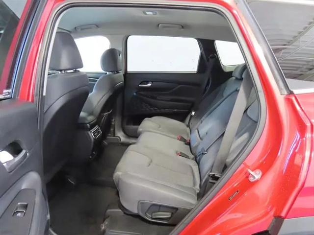 2021 Hyundai Santa Fe SE