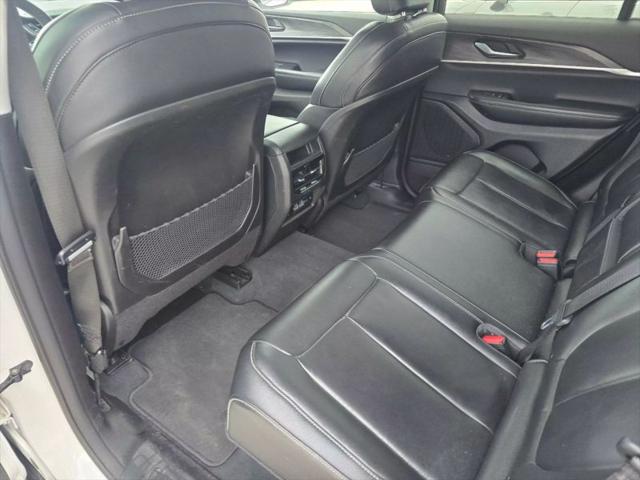 2023 Jeep Grand Cherokee Limited 4x2