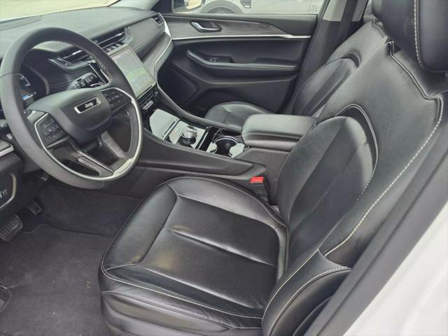 2023 Jeep Grand Cherokee Limited 4x2