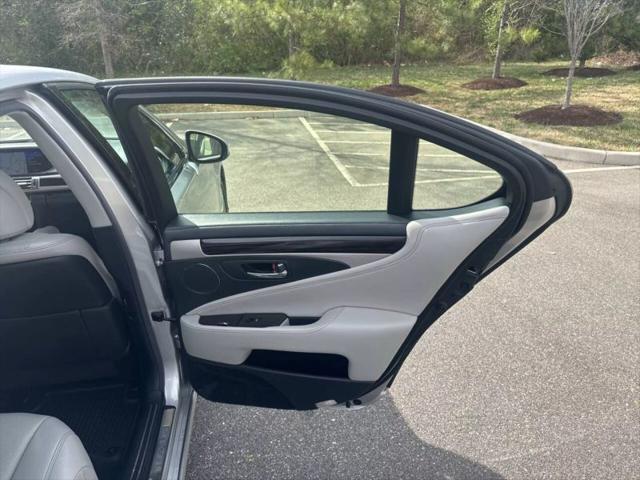2016 Lexus LS 460 460