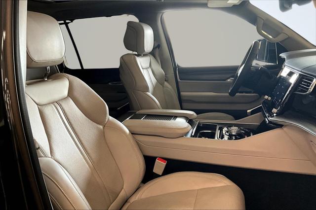 2023 Jeep Wagoneer Series III 4x4