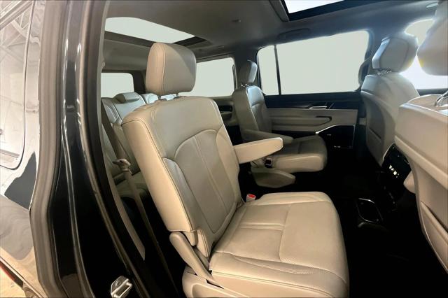 2023 Jeep Wagoneer Series III 4x4