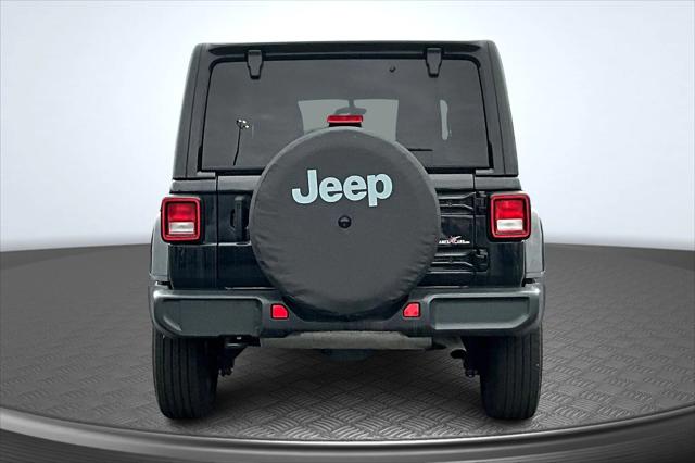 2023 Jeep Wrangler 4-Door Sahara