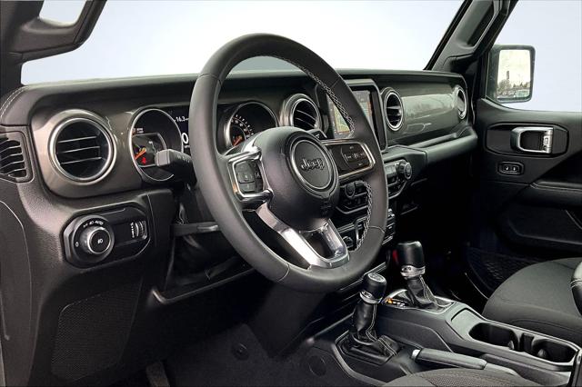 2023 Jeep Wrangler 4-Door Sahara
