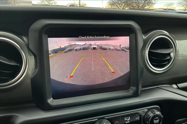 2023 Jeep Wrangler 4-Door Sahara