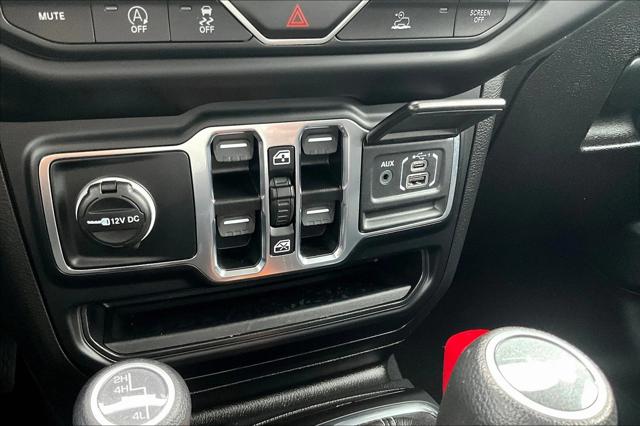 2023 Jeep Wrangler 4-Door Sahara