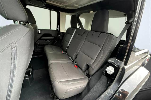2023 Jeep Wrangler 4-Door Sahara