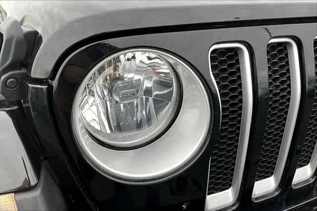 2023 Jeep Wrangler 4-Door Sahara