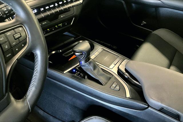 2022 Lexus UX 250h Unknown