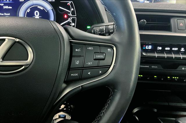 2022 Lexus UX 250h Unknown