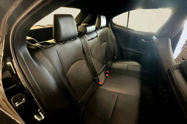 2022 Lexus UX 250h Unknown
