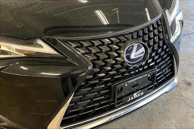 2022 Lexus UX 250h Unknown