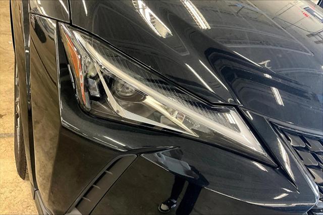 2022 Lexus UX 250h Unknown