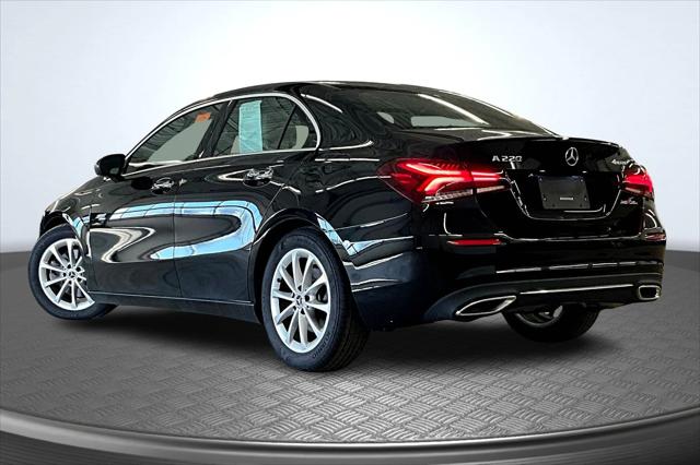 2020 Mercedes-Benz A 220 4MATIC