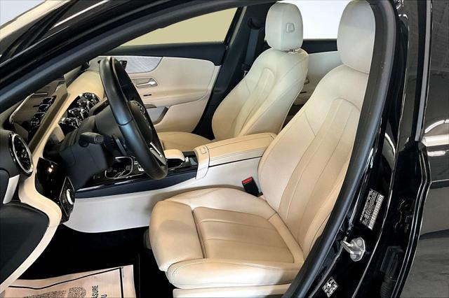 2020 Mercedes-Benz A 220 4MATIC