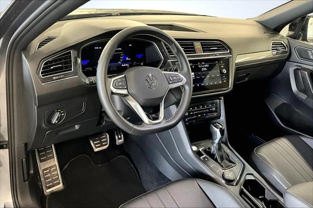 2023 Volkswagen Tiguan 2.0T SE R-Line Black