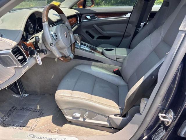 2011 Porsche Panamera 4