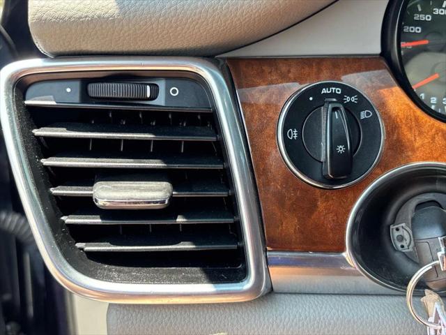 2011 Porsche Panamera 4