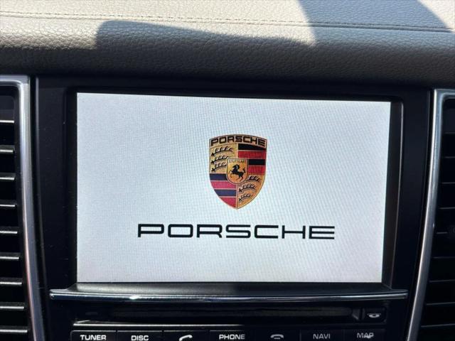 2011 Porsche Panamera 4