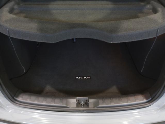 2021 Nissan Kicks SV Xtronic CVT