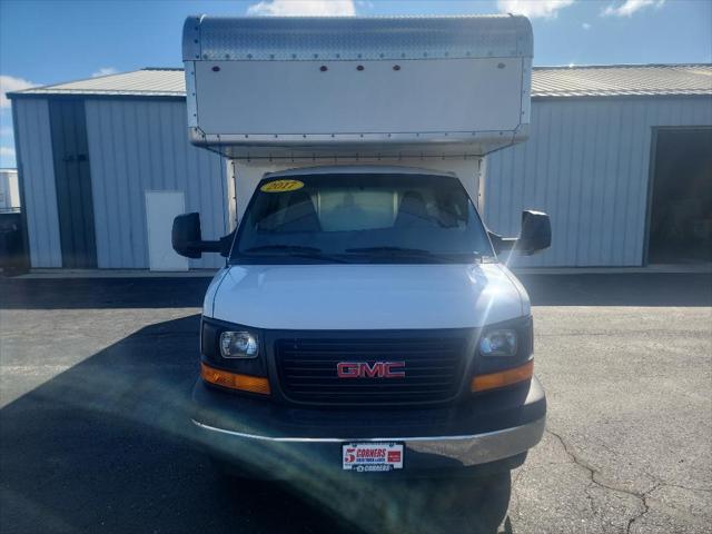 2017 GMC Savana Cutaway 4500 Series