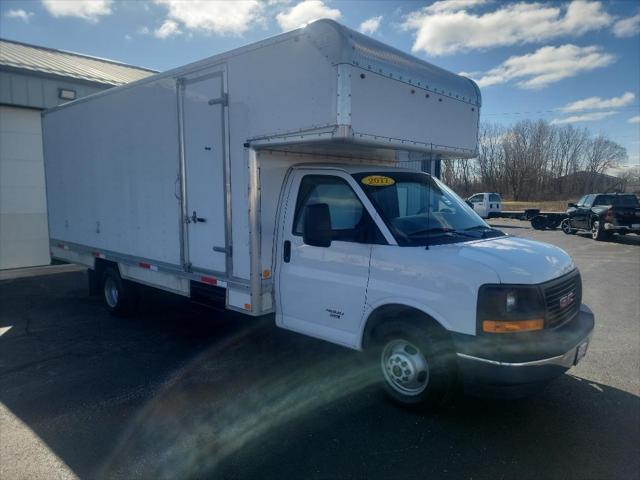 2017 GMC Savana Cutaway 4500 Series