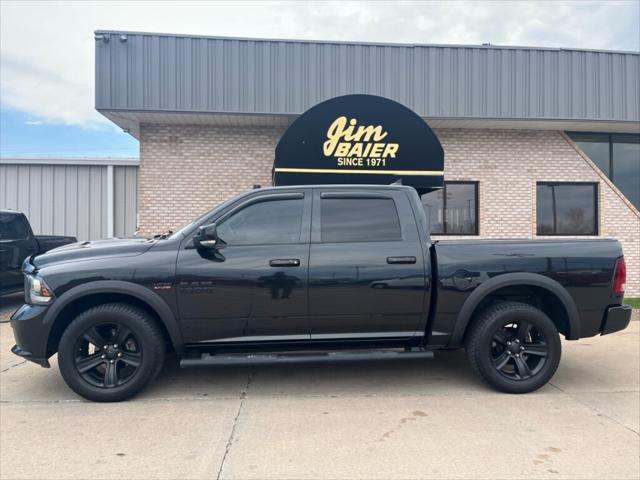 2017 RAM 1500 Night Crew Cab 4x4 57 Box