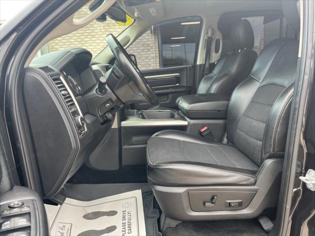 2017 RAM 1500 Night Crew Cab 4x4 57 Box