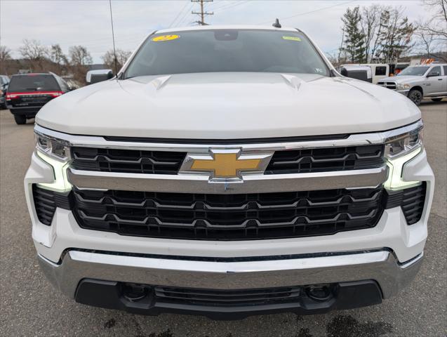 2022 Chevrolet Silverado 1500 4WD Crew Cab Standard Bed LT